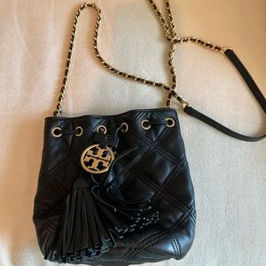 Tory Burch small quilted chain bucket bag